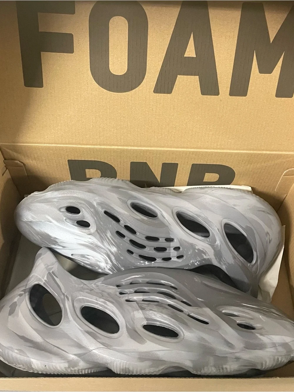 Yeezy Foam Runners in Grey Marble size 9 men’s